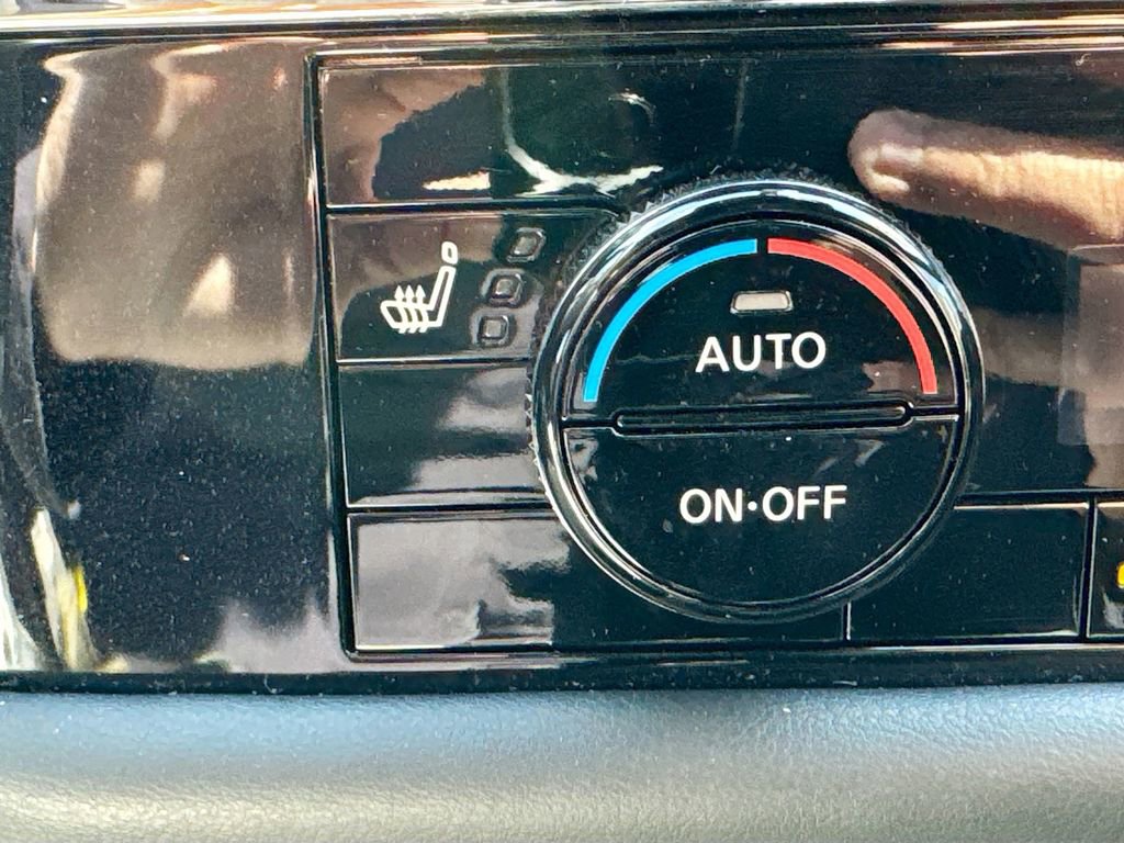 Used 2023 Nissan Pathfinder Rock Creek image 16