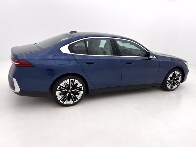 Used 2027 BMW 530i xDrive AWD/4WD image 4