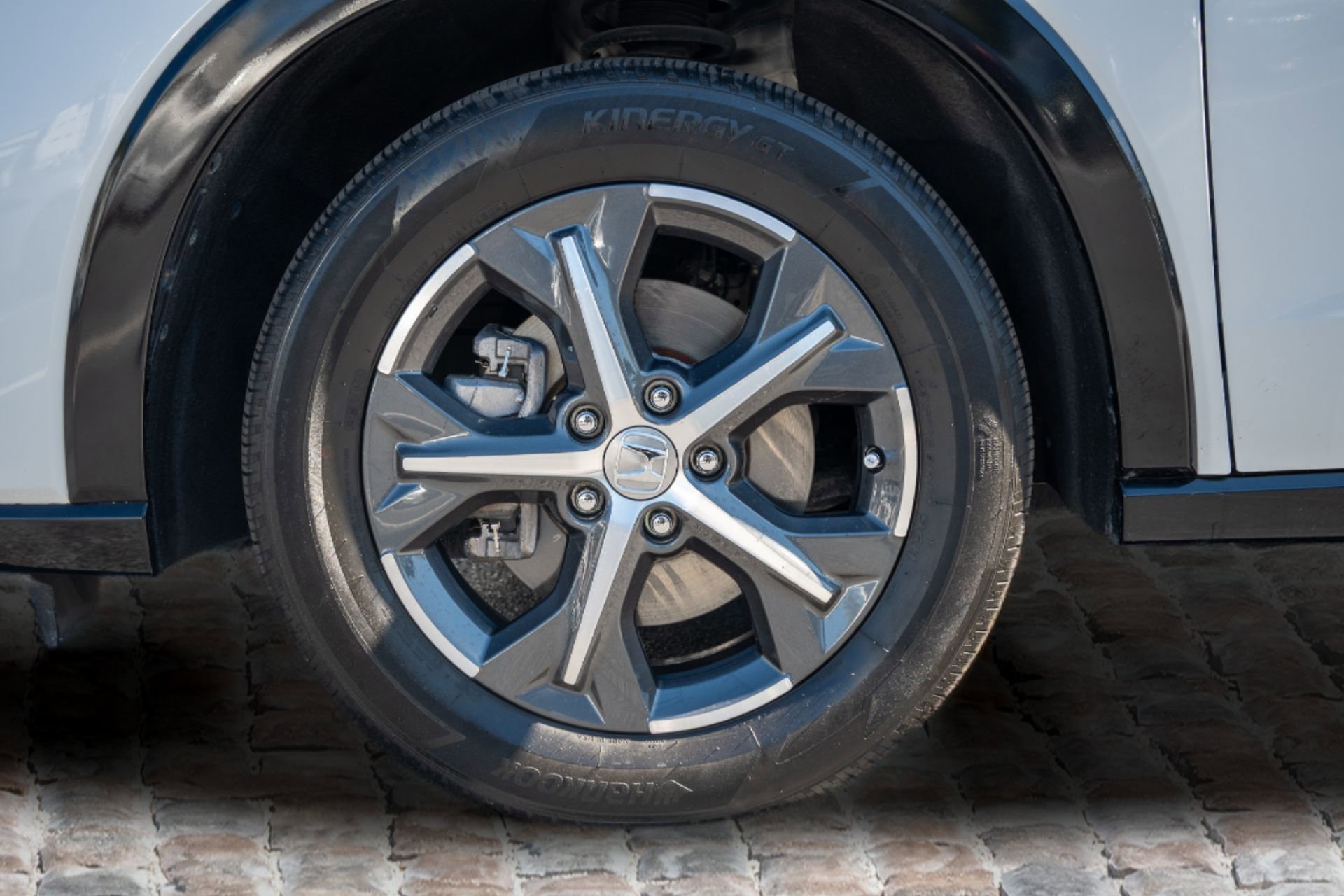 Certified 2025 Honda HR-V EX-L image 35