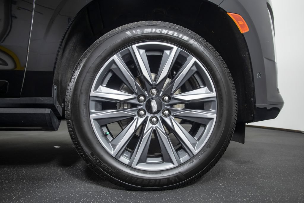 Used 2022 Cadillac Escalade Sport Platinum w/ Heavy-Duty Trailer Package AWD/4WD image 21