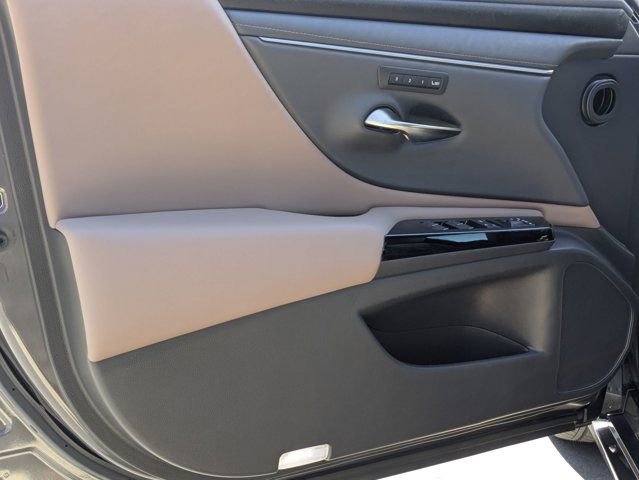 Used 2023 Lexus ES 300h w/ Premium Package FWD image 14
