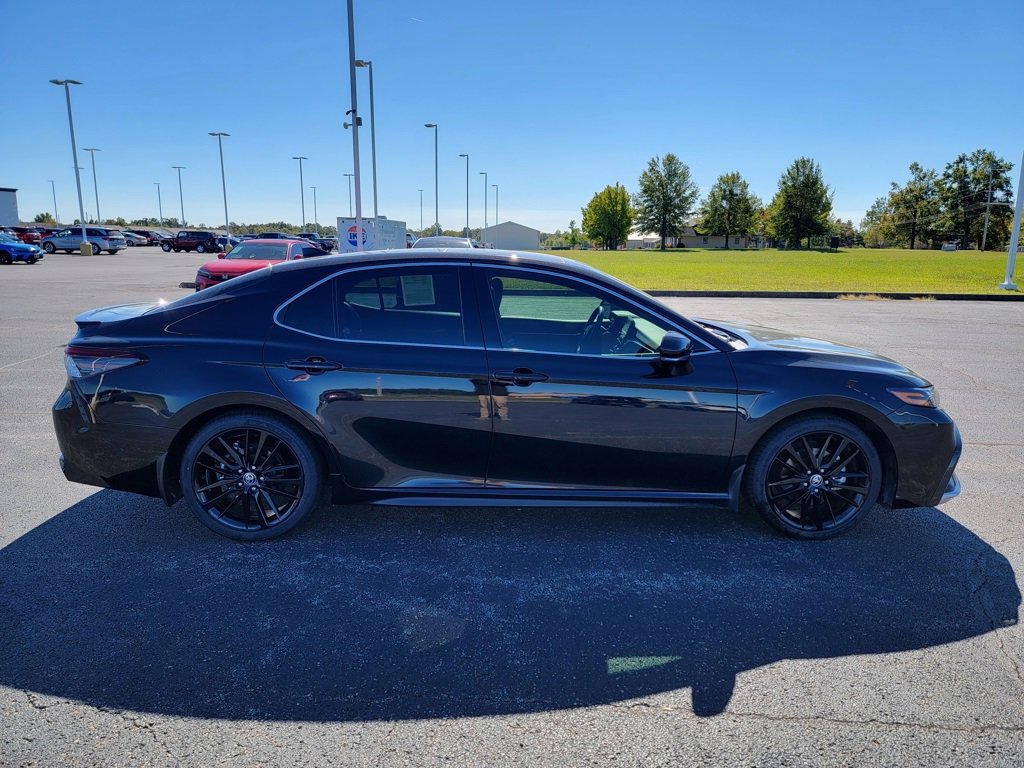 Used 2023 Toyota Camry XSE image 10