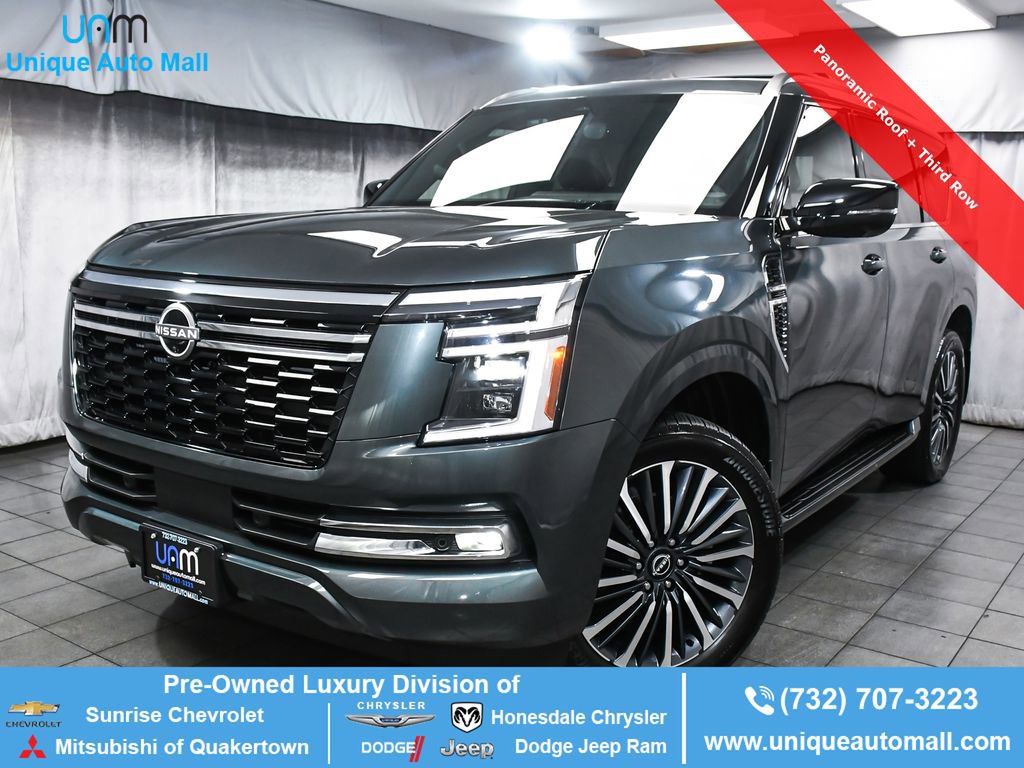 Used 2025 Nissan Armada Platinum Reserve AWD/4WD image 1