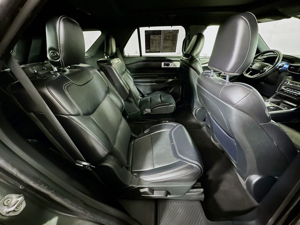 Used 2020 Ford Explorer ST w/ ST Street Pack image 11