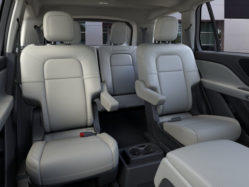 New 2026 Lincoln Aviator AWD image 11