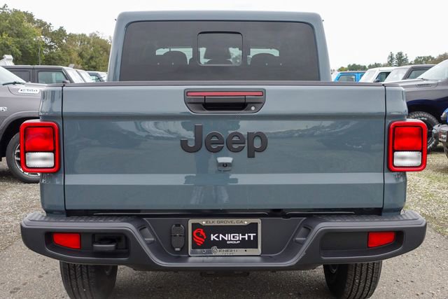 New 2026 Jeep Gladiator Sport image 9