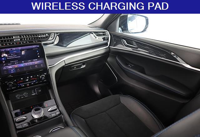 Used 2024 Jeep Grand Cherokee Trailhawk w/ Luxury Tech Group III image 21