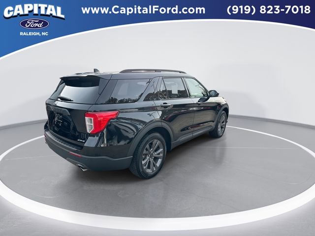 Certified 2022 Ford Explorer XLT w/ Equipment Group 202A image 8