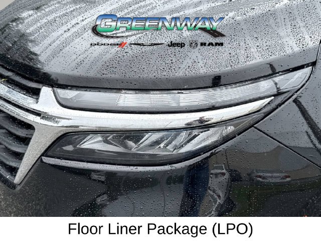 Used 2023 Chevrolet Equinox LS w/ LPO, Floor Liner Package AWD/4WD image 7
