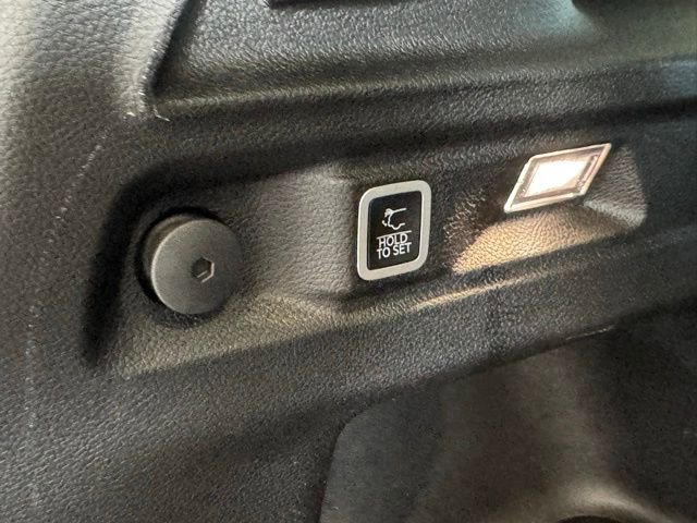 Used 2022 Jeep Grand Cherokee L Limited w/ Trailer Tow Group (B) image 41