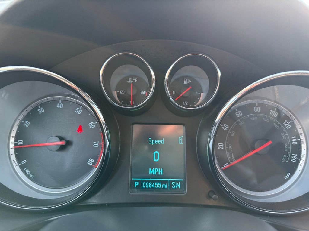 Used 2012 Buick Regal Premium FWD image 29