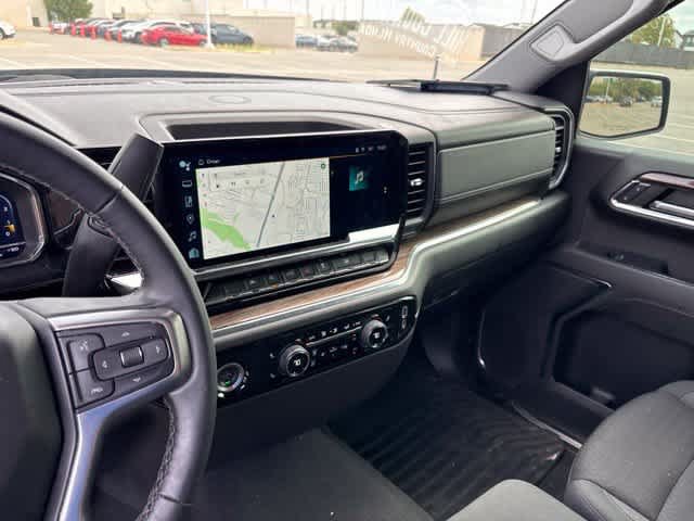 Used 2024 Chevrolet Silverado 1500 LT RWD image 18