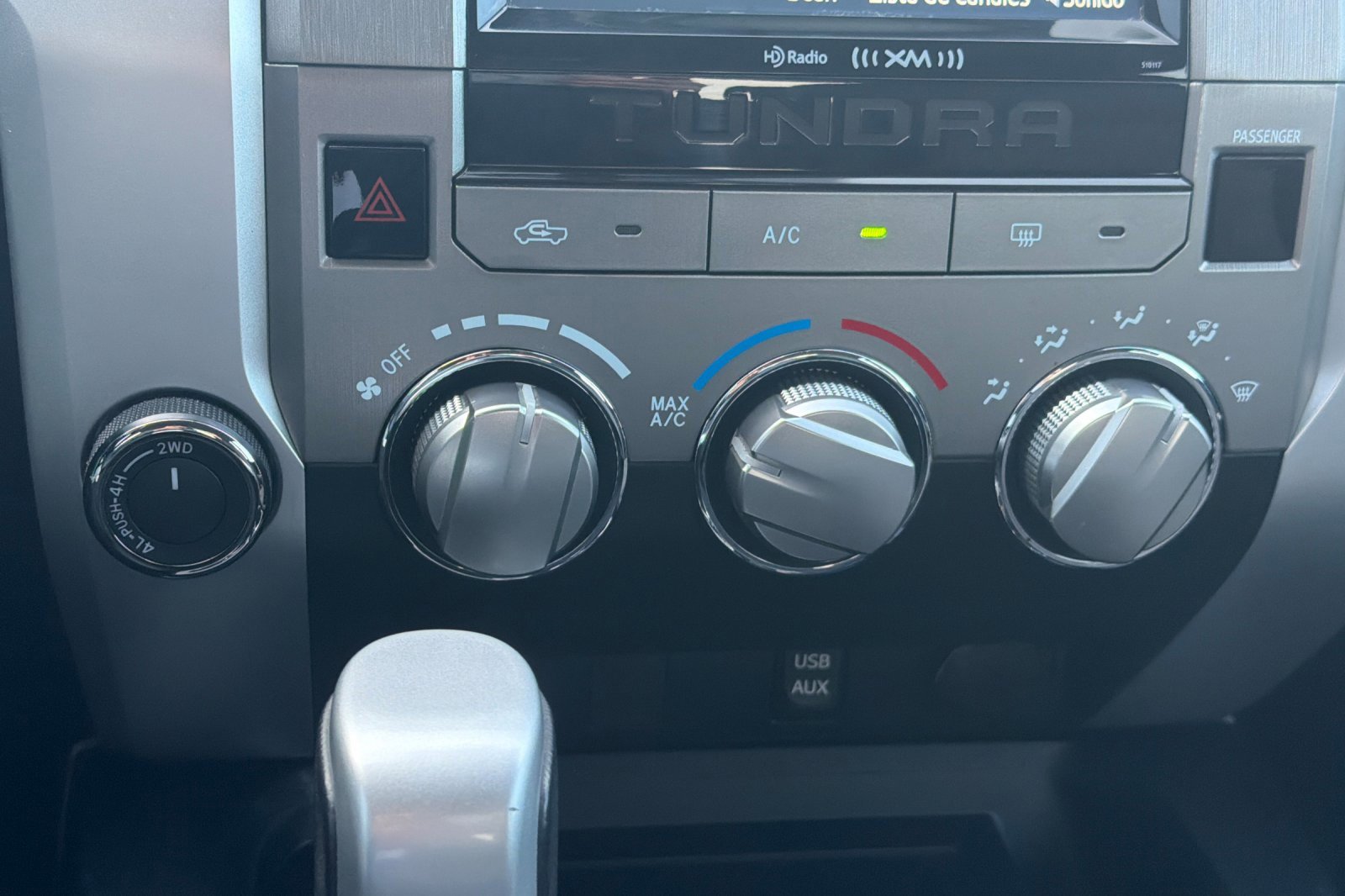 Used 2017 Toyota Tundra SR5 w/ SR5 Upgrade Package image 19