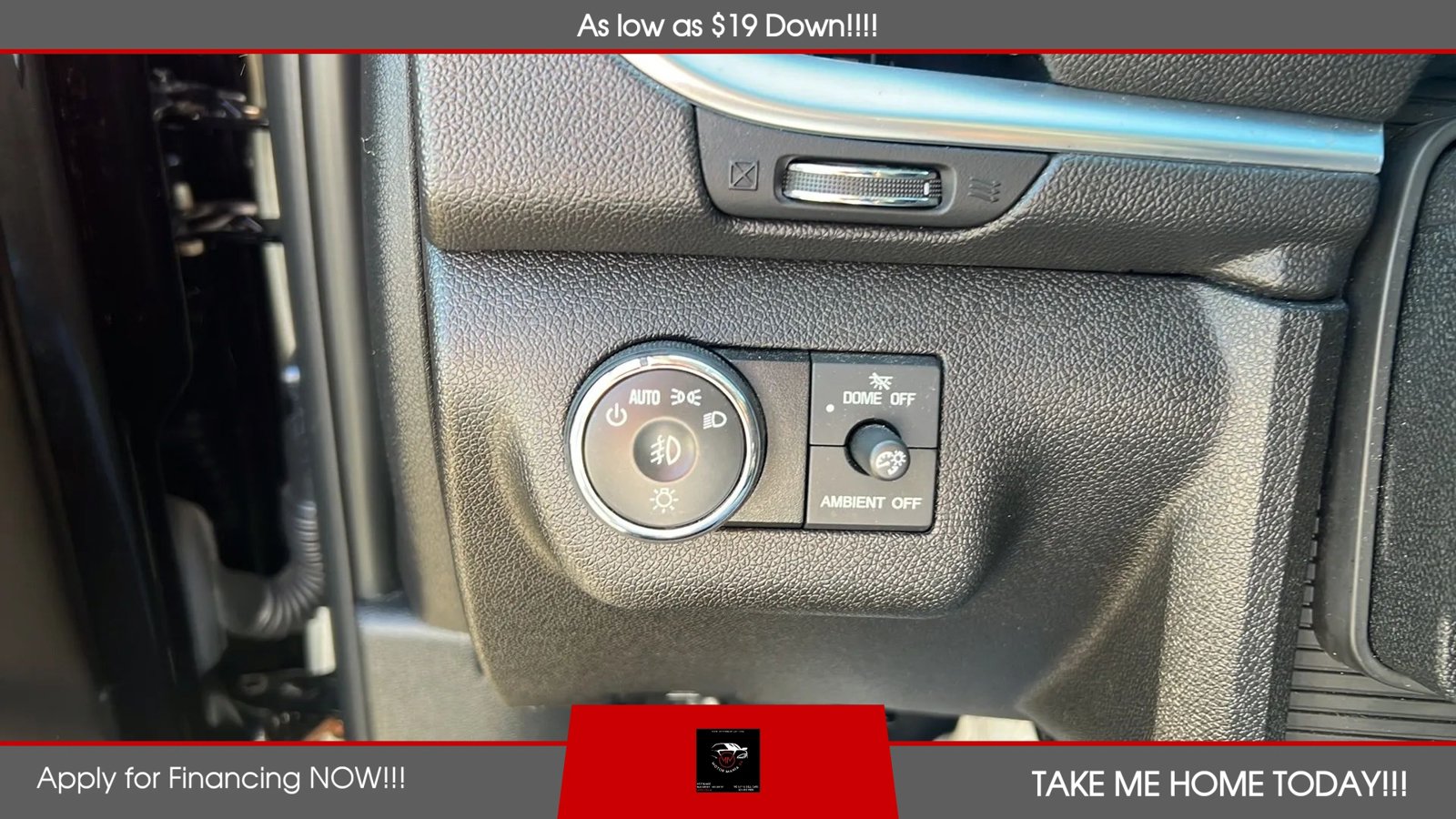 Used 2017 Chevrolet Traverse LT w/ Traveler's Package FWD image 21