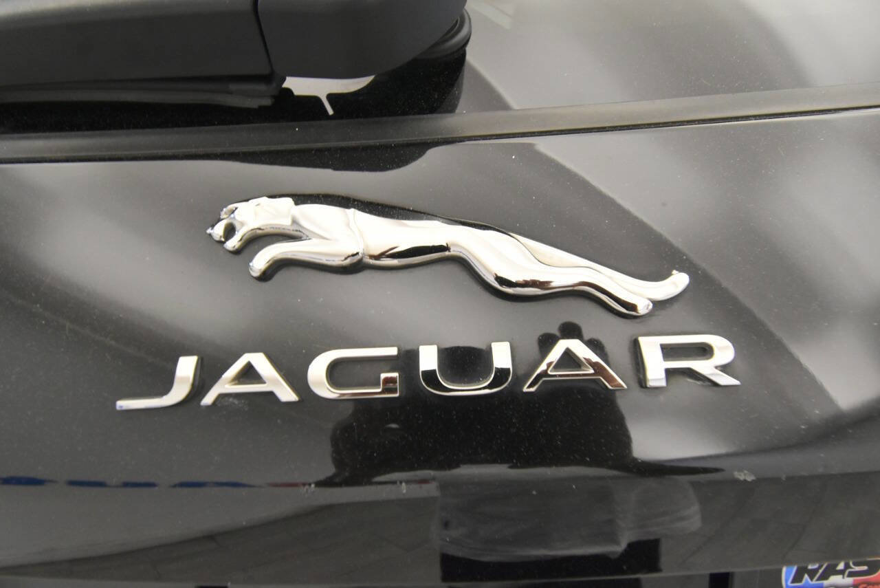 Used 2019 Jaguar F-PACE SVR AWD/4WD image 38