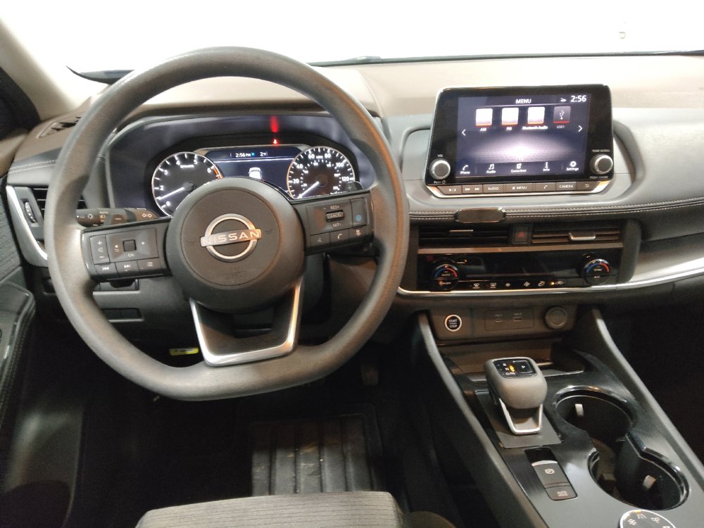 Used 2023 Nissan Rogue SV image 22