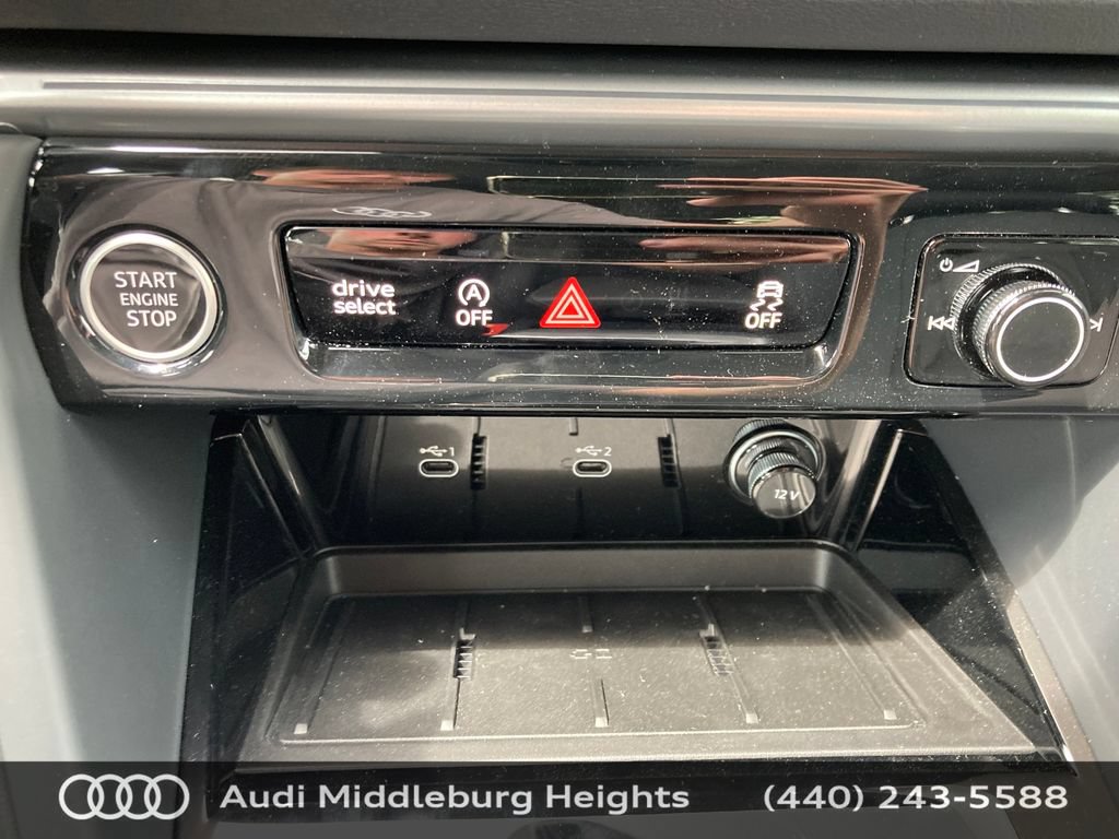 Certified 2025 Audi Q5 Premium AWD/4WD image 39
