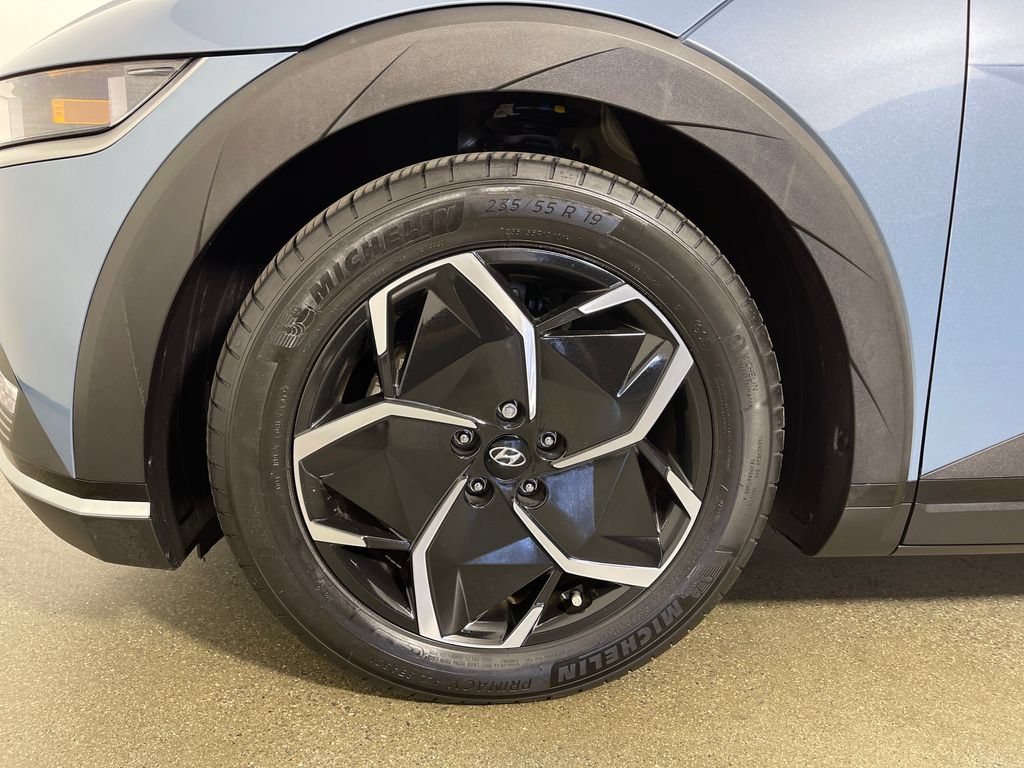 Certified 2024 Hyundai Ioniq 5 SE RWD image 11