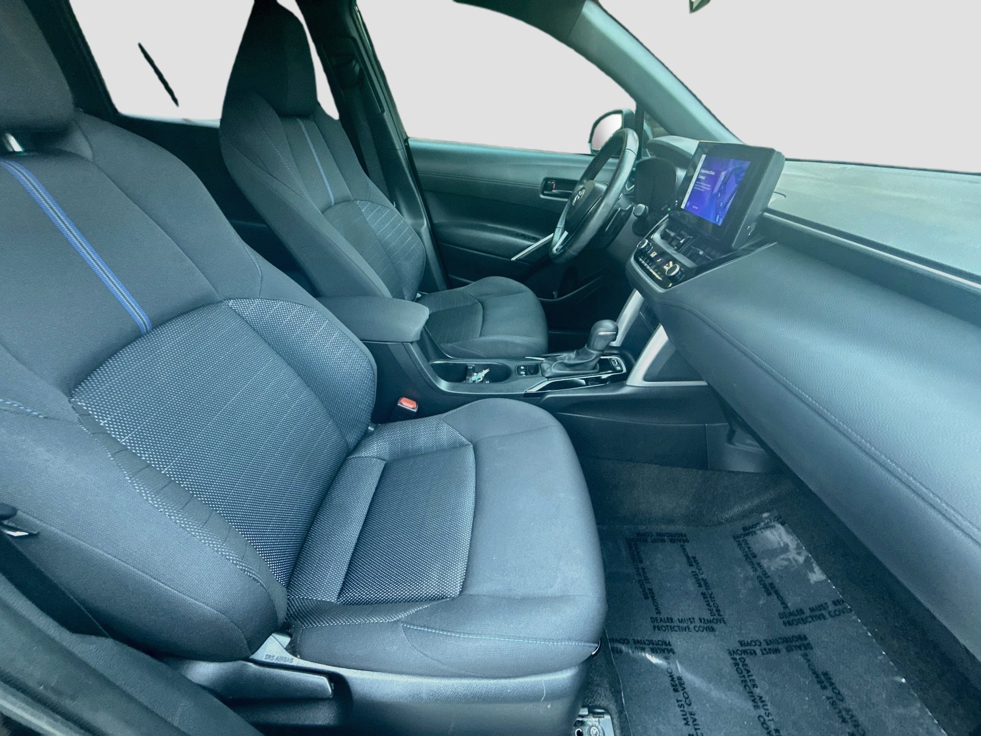 Used 2023 Toyota Corolla Cross AWD Hybrid image 31