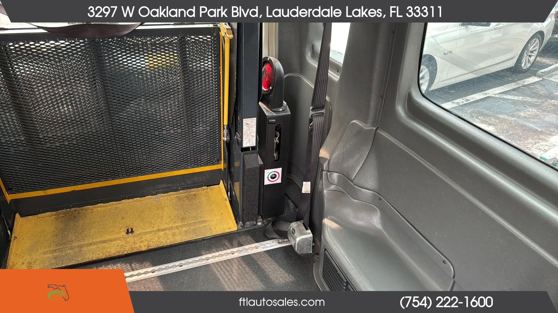 Used 2013 Ford E-250 and Econoline 250 Extended w/ PWR Group RWD image 49