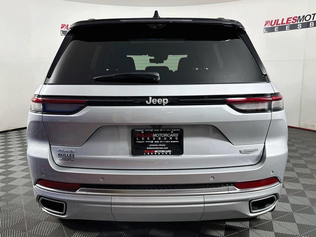 Used 2025 Jeep Grand Cherokee Summit w/ Adv Protech Group IV AWD/4WD image 6