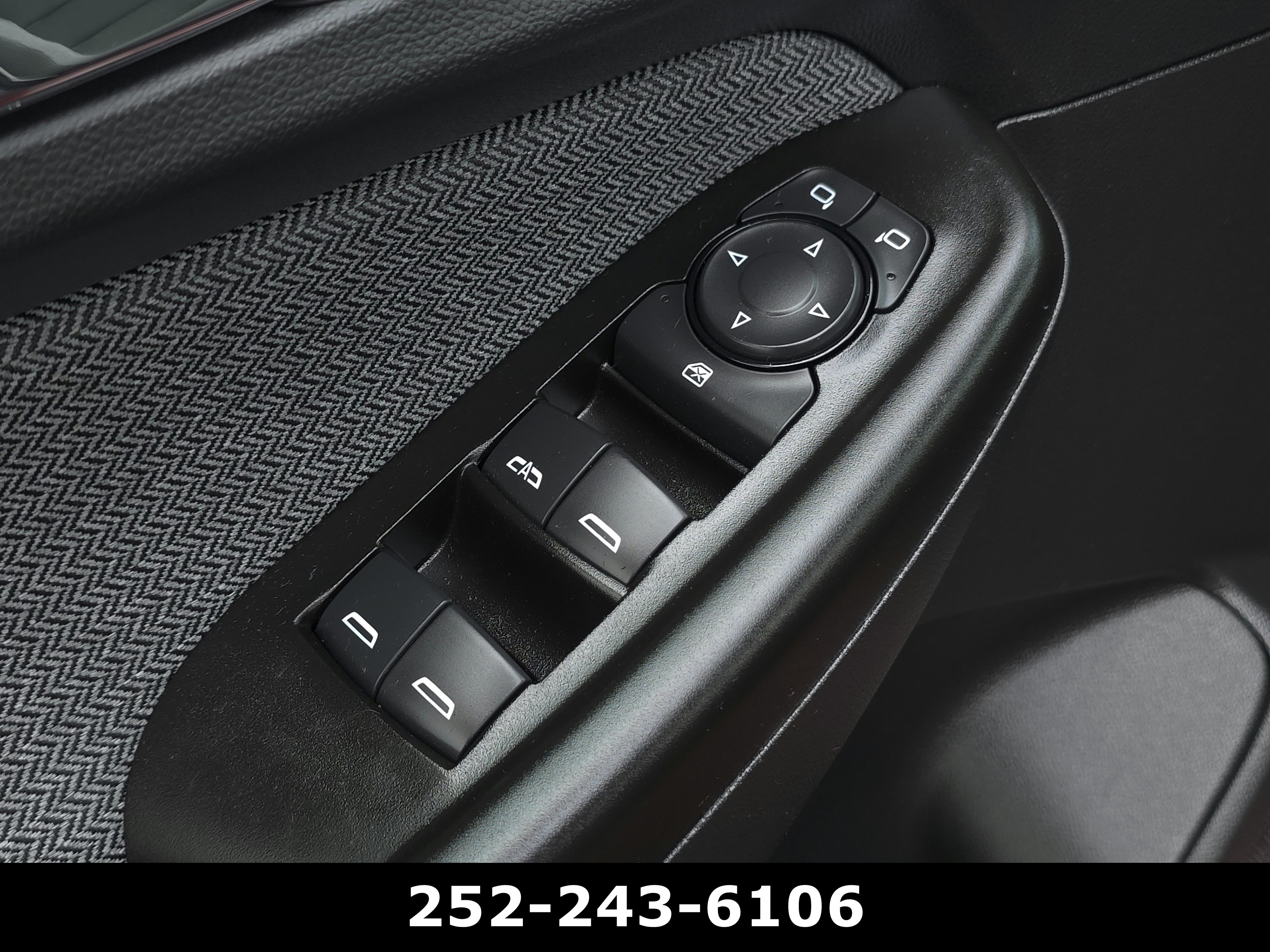 Used 2023 Chevrolet TrailBlazer LT FWD image 22