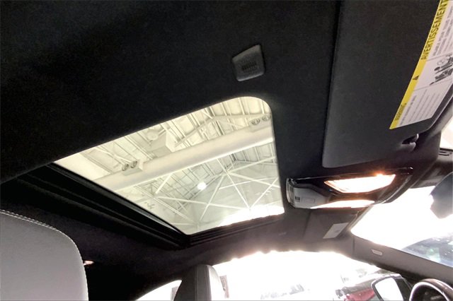 Used 2023 BMW 230i Coupe w/ Premium Package image 21