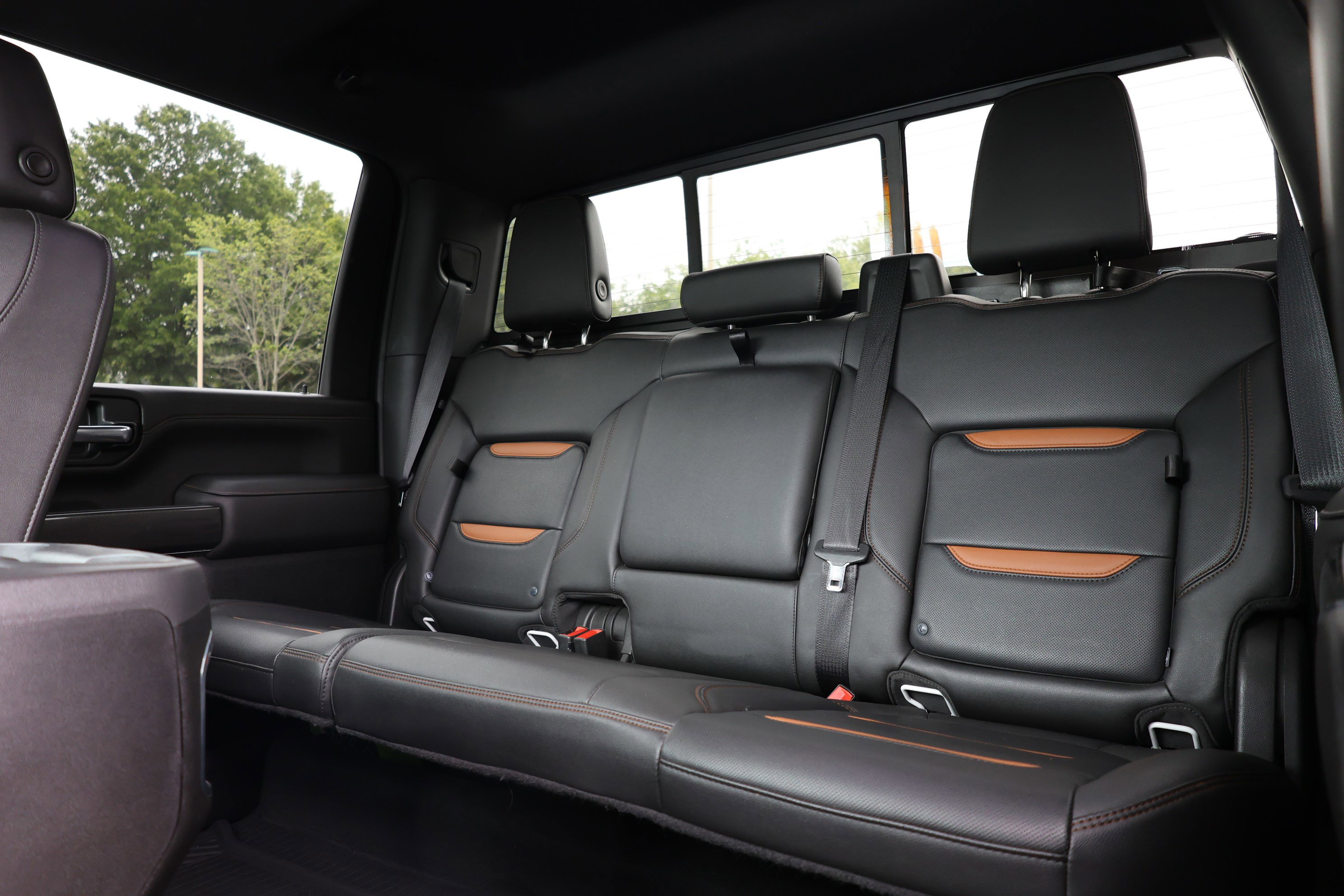 Used 2020 GMC Sierra 2500 AT4 w/ AT4 Premium Package AWD/4WD image 10
