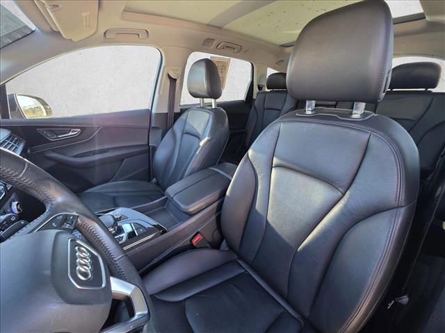 Used 2017 Audi Q7 3.0T Premium image 12