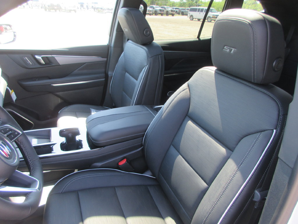 New 2026 Buick Enclave Sport Touring w/ Power Package FWD image 12