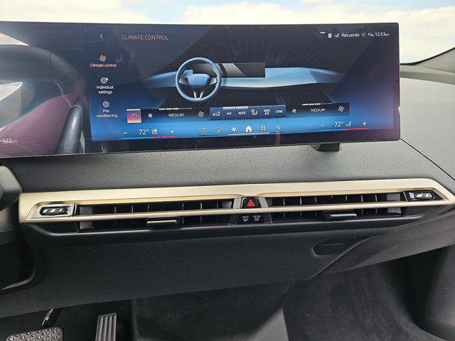 New 2026 BMW iX xDrive60 w/ Premium Package image 24