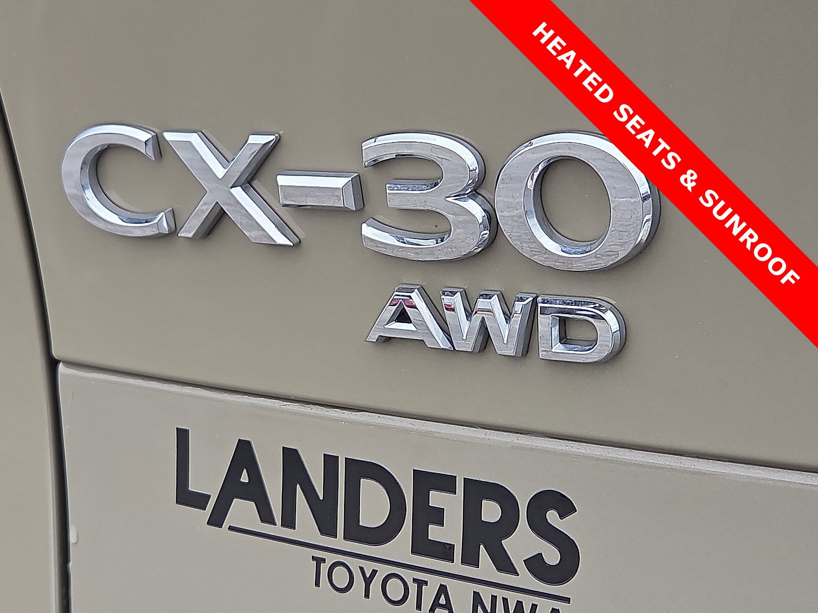 Used 2024 MAZDA CX-30 Carbon image 8