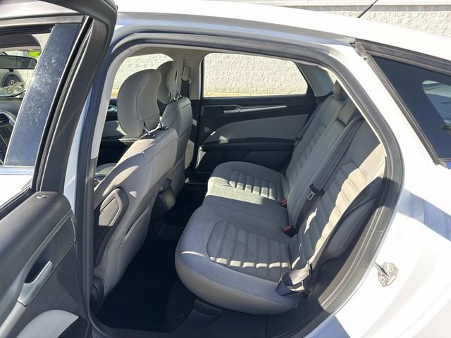 Used 2014 Ford Fusion S image 18