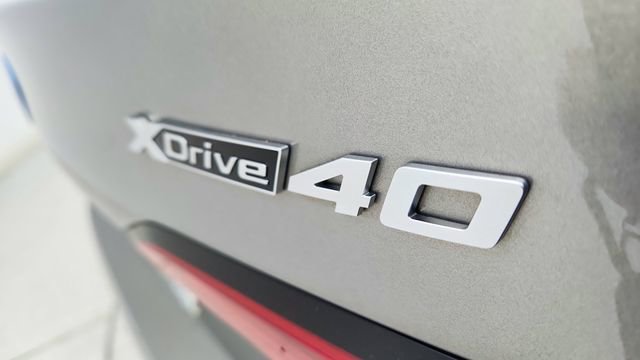 Used 2025 BMW i5 xDrive40 image 18