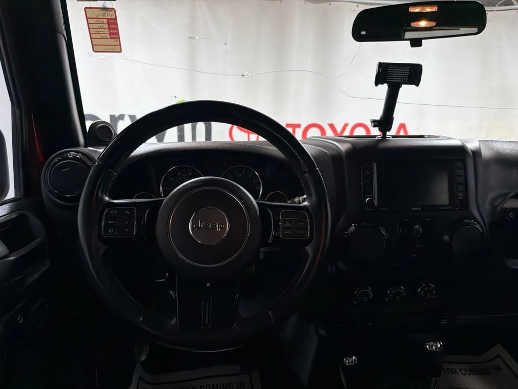 Used 2012 Jeep Wrangler Unlimited Sahara AWD/4WD image 20