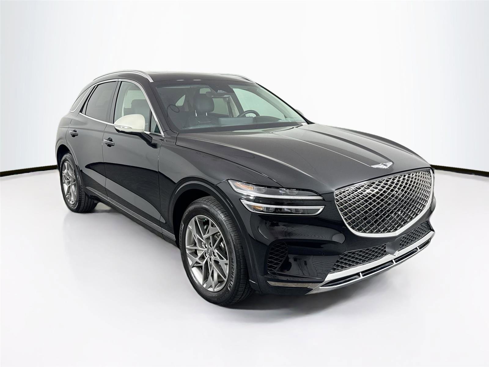 Used 2024 Genesis GV70 2.5T w/ Advanced Package image 10