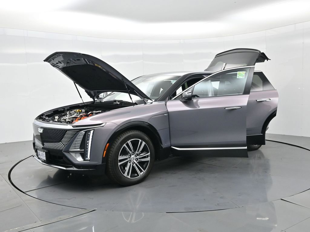 Used 2025 Cadillac Lyriq Luxury image 39