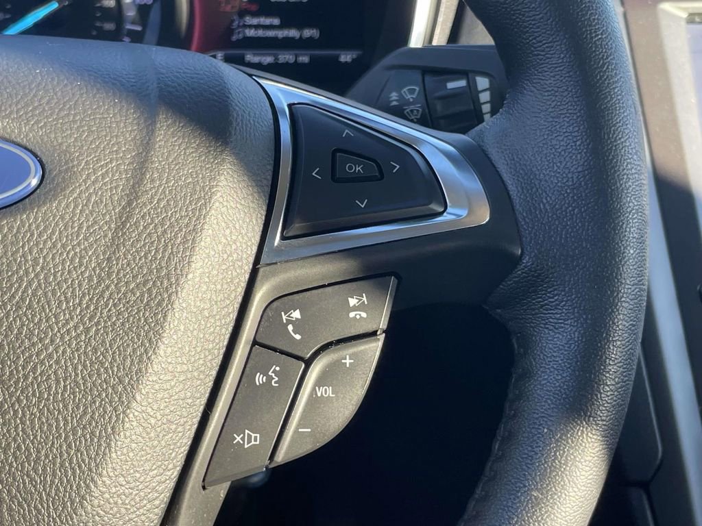 Used 2020 Ford Fusion Energi Titanium image 23