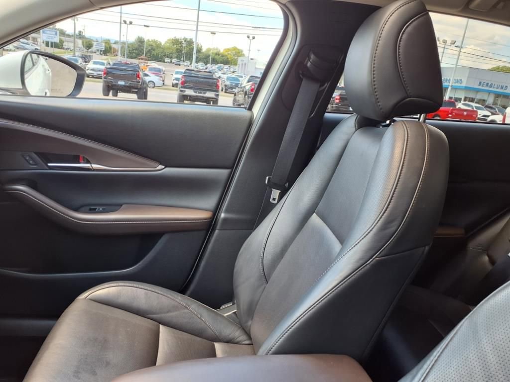 Used 2023 MAZDA CX-30 AWD 2.5 S w/ Premium Package image 29