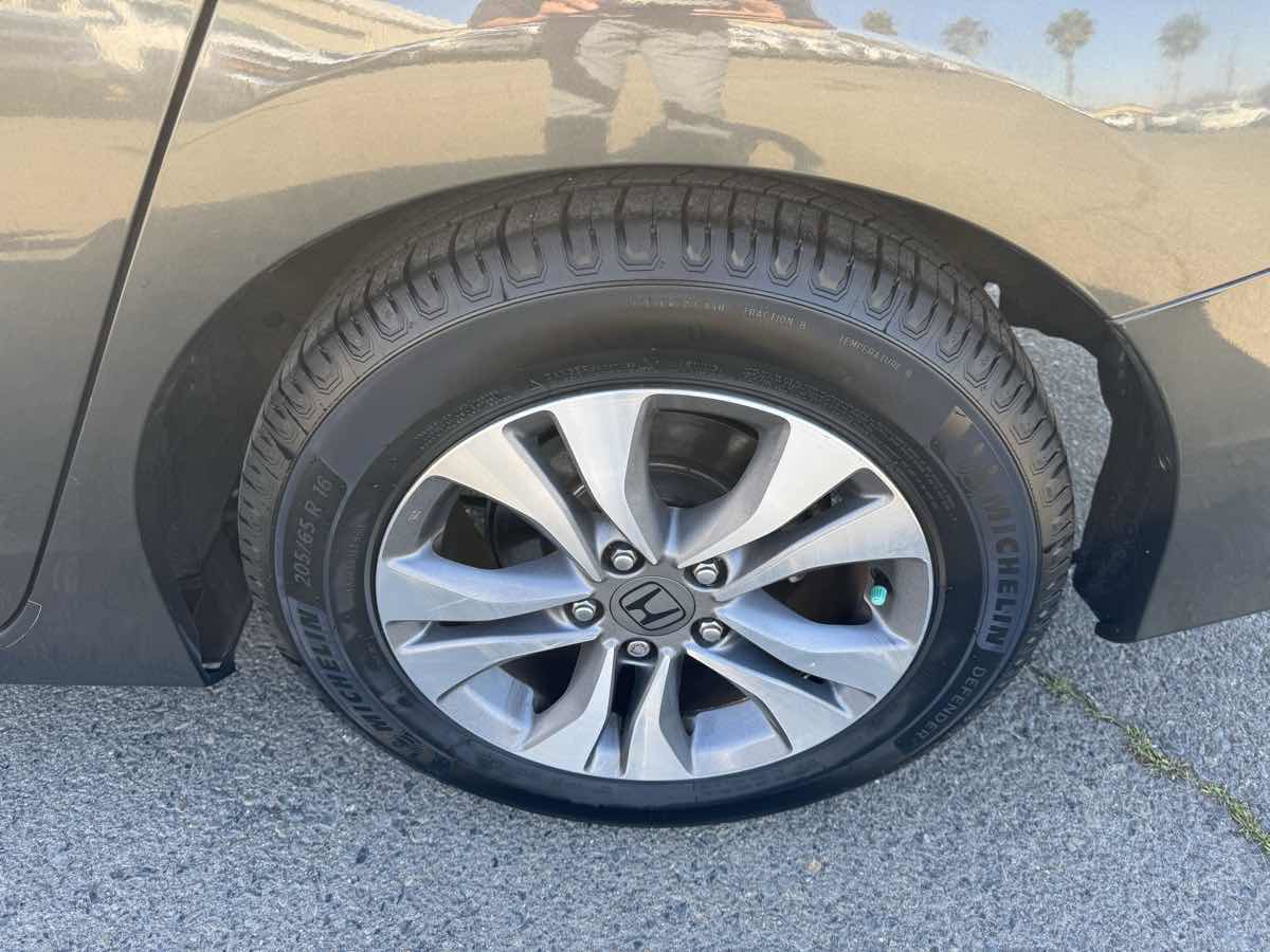 Used 2013 Honda Accord LX image 31