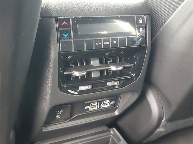 New 2025 Jeep Grand Cherokee L Altitude image 13