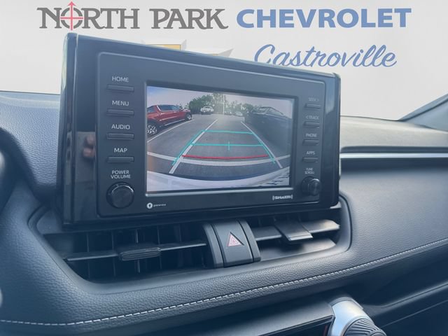 Used 2021 Toyota RAV4 LE FWD image 16