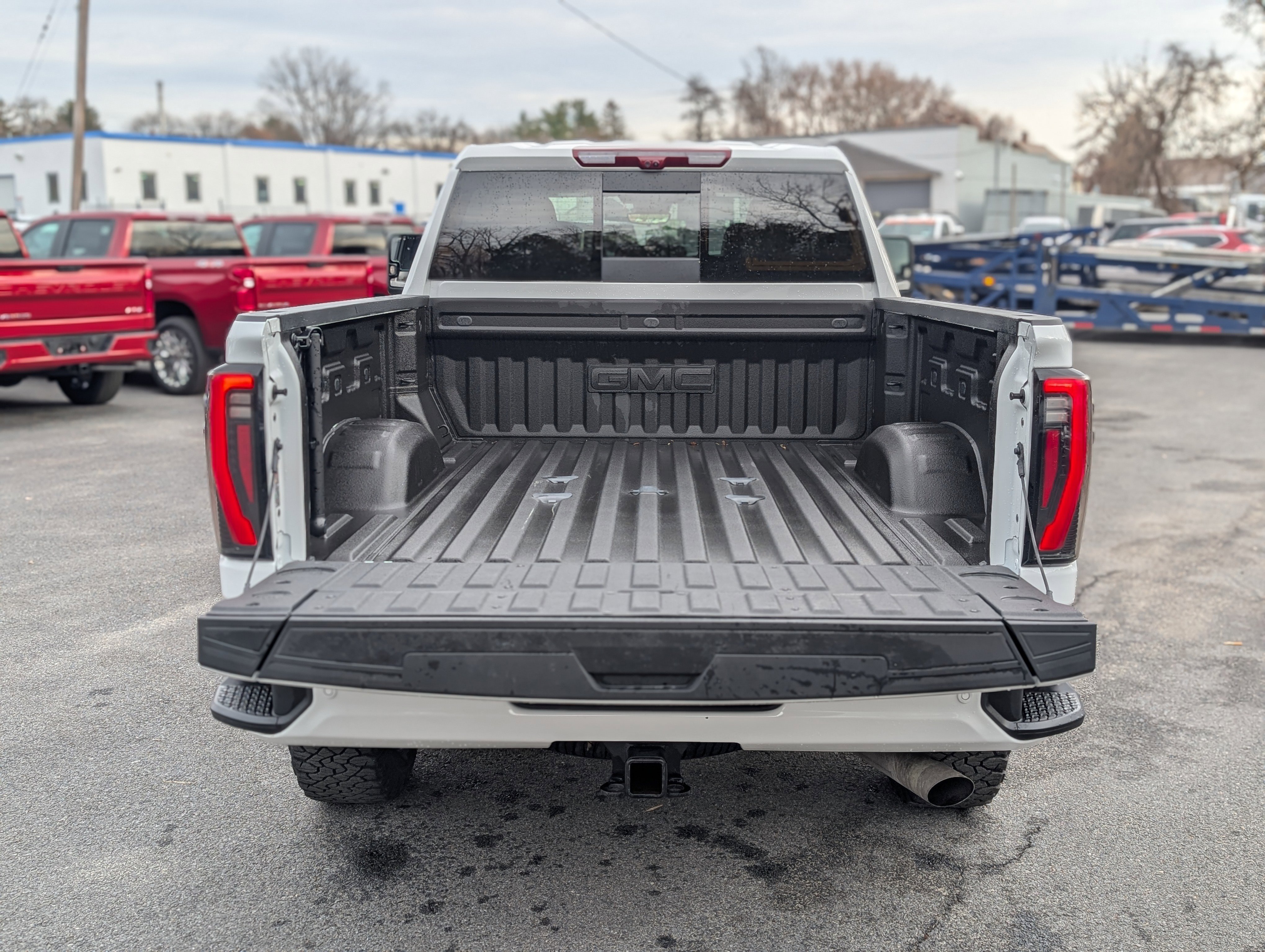 Used 2025 GMC Sierra 2500 AT4 w/ AT4 Premium Plus Package image 44