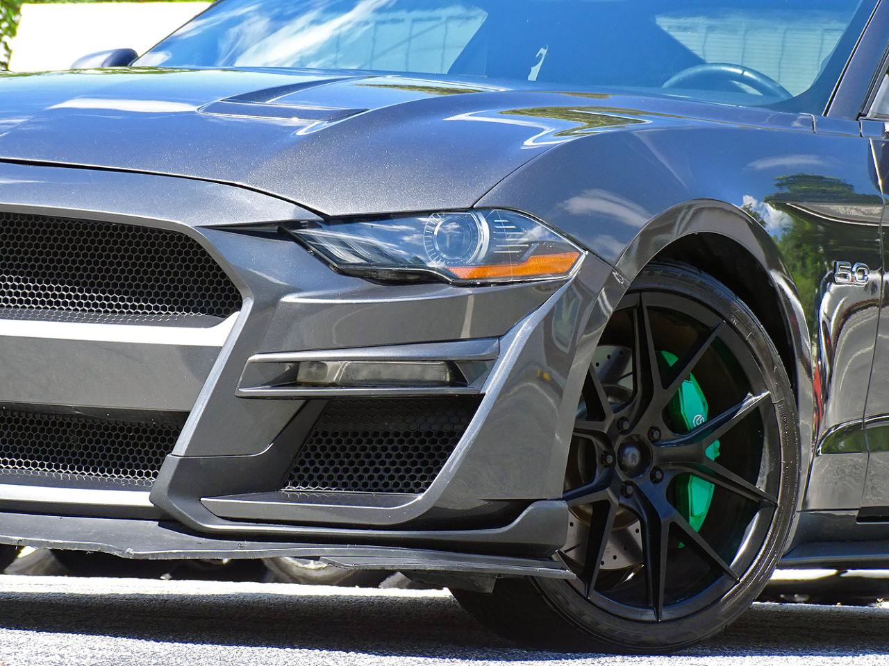 Used 2019 Ford Mustang GT w/ GT Performance Package RWD image 7