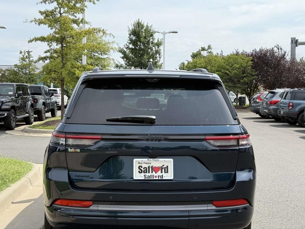 New 2027 Jeep Grand Cherokee Limited AWD/4WD image 11