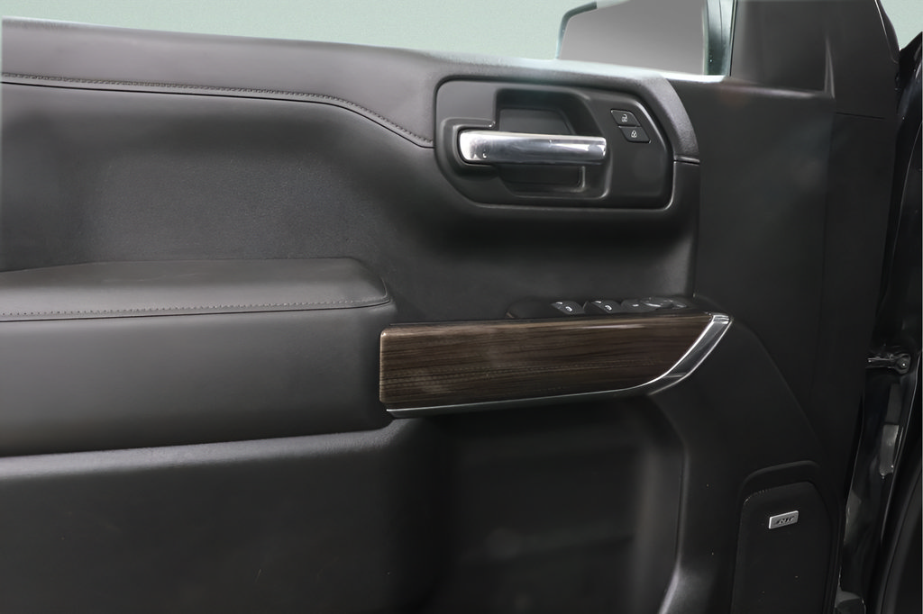 Used 2019 Chevrolet Silverado 1500 LT Trail Boss AWD/4WD image 19