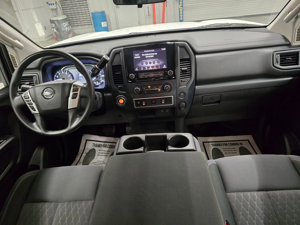 Used 2022 Nissan Titan S image 36