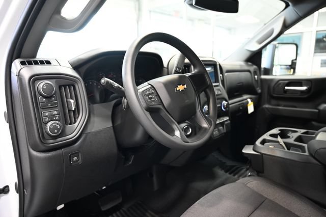 New 2026 Chevrolet Silverado 2500 Custom w/ Custom Value Package AWD/4WD image 19
