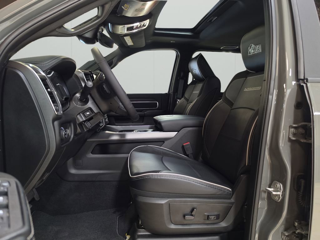 New 2026 RAM 2500 Laramie w/ Night Edition image 13