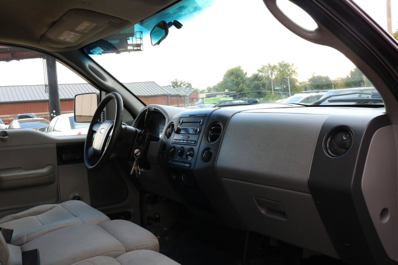 Used 2005 Ford F150 2WD Regular Cab image 31